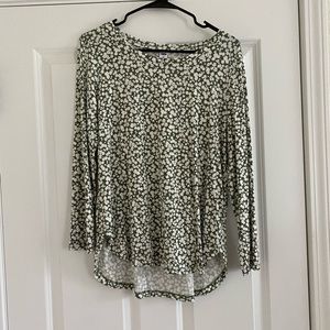 Old Navy Floral top NWT
